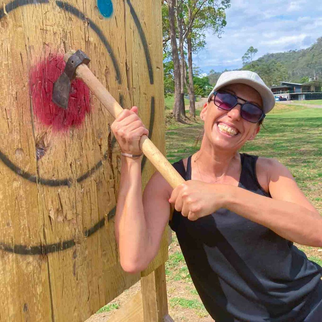 axe-throwing-glenworth-valley-tours
