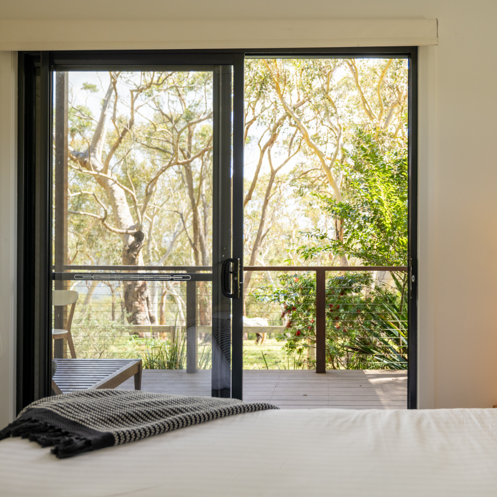 deluxe hot tub eco villa (4)